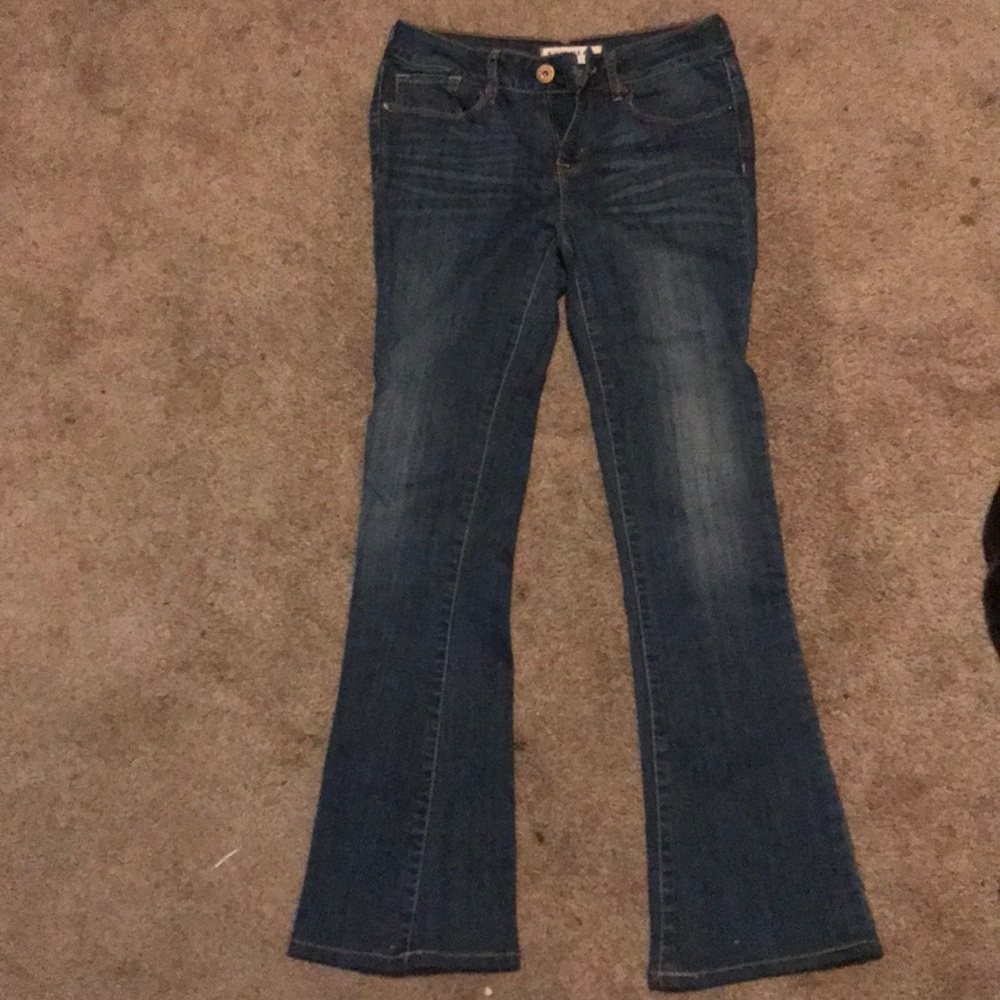 Bell bottom jeans 👖